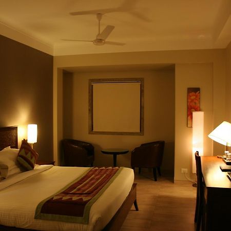 Juhu Residency Boutique Hotel Мумбаї Екстер'єр фото