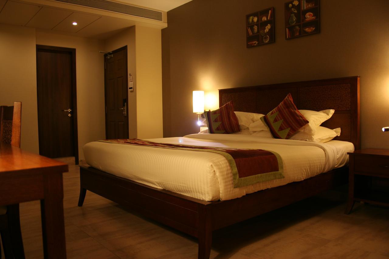 Juhu Residency Boutique Hotel Мумбаї Екстер'єр фото