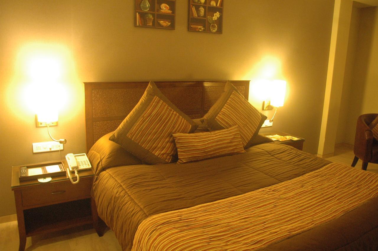 Juhu Residency Boutique Hotel Мумбаї Екстер'єр фото