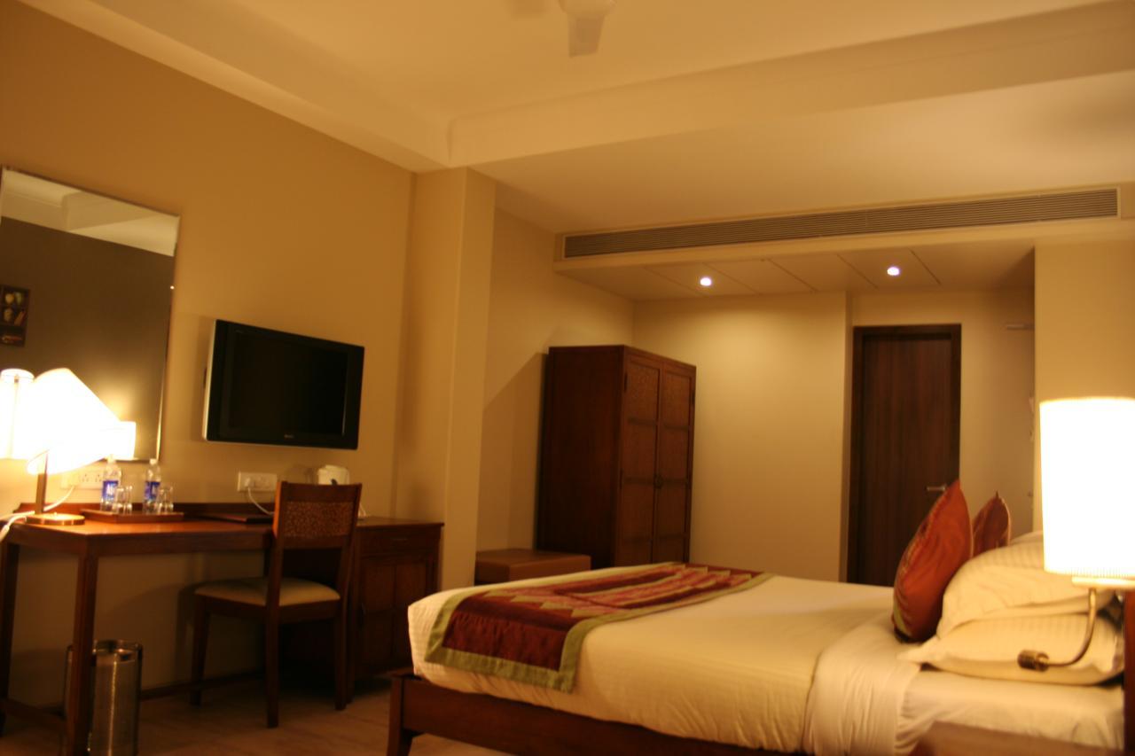 Juhu Residency Boutique Hotel Мумбаї Екстер'єр фото