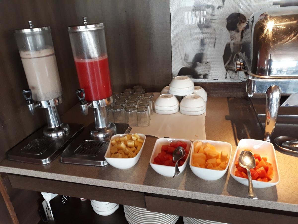Juhu Residency Boutique Hotel Мумбаї Екстер'єр фото